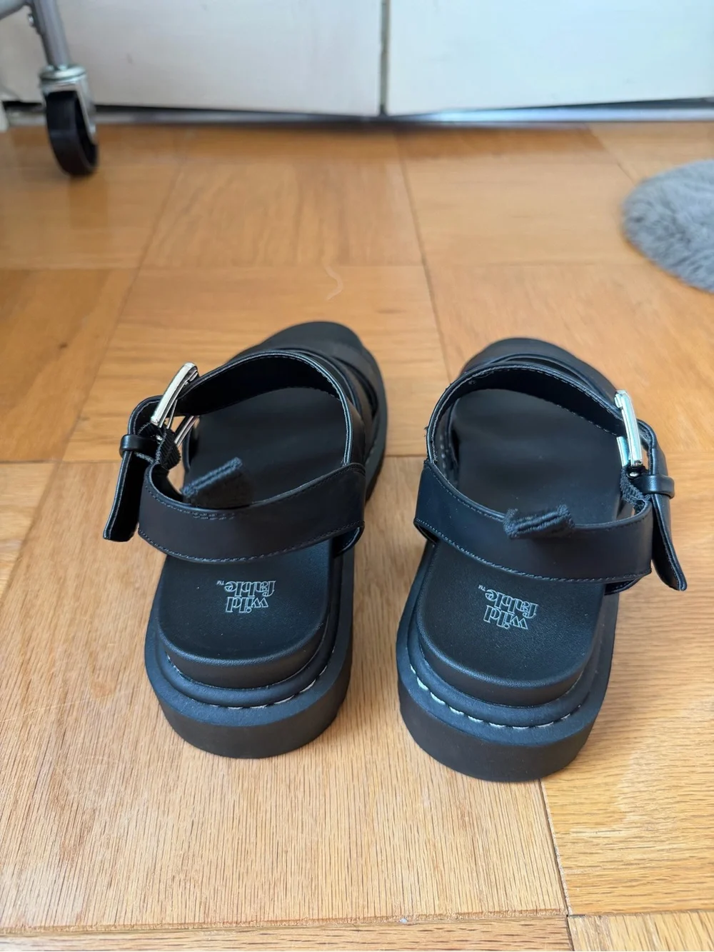 Black Triple-Strap Buckle Sandals